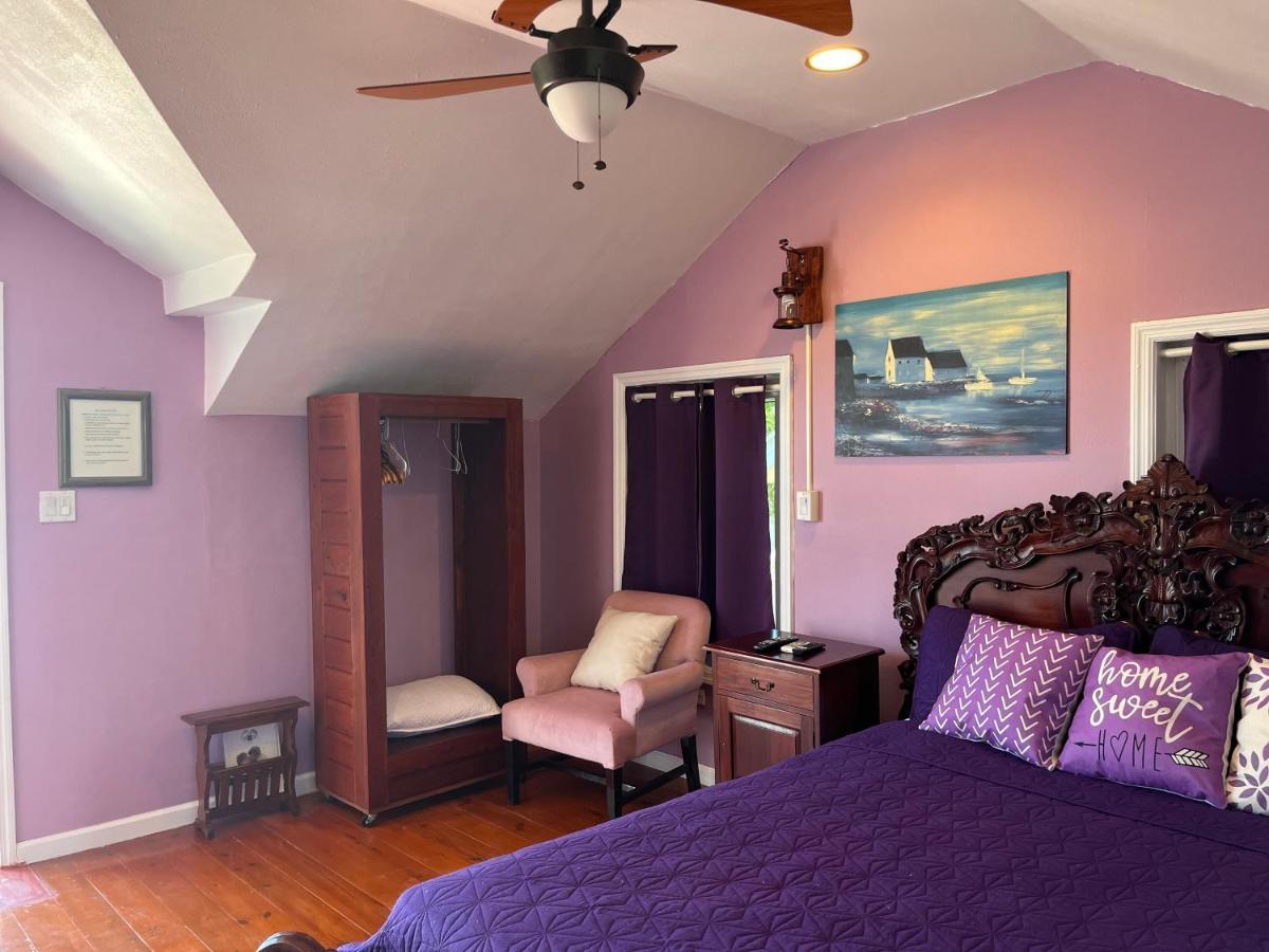 Bay Inn Estates Alice Town  Екстер'єр фото