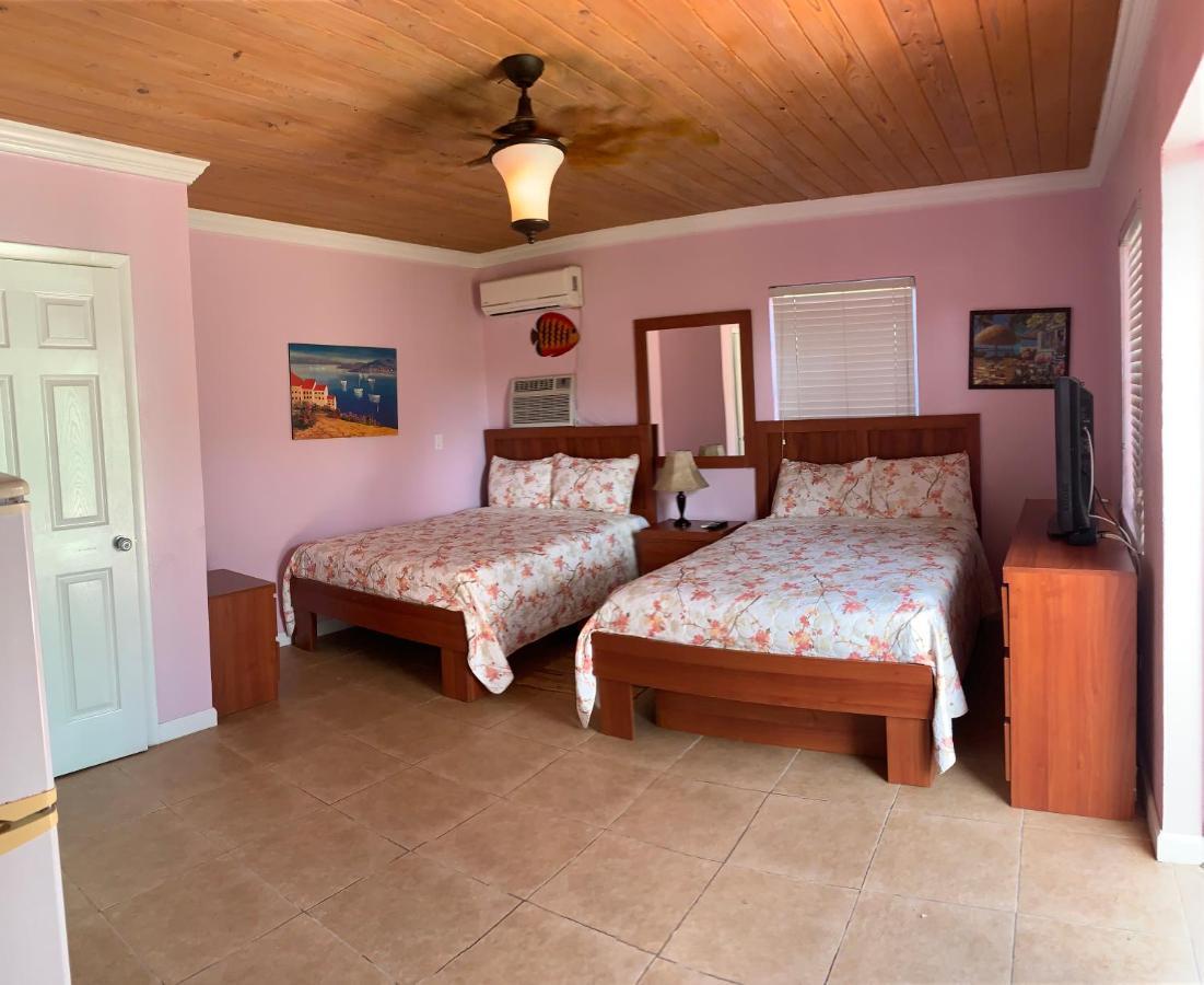 Bay Inn Estates Alice Town  Екстер'єр фото