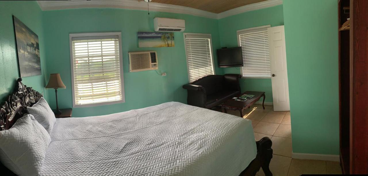 Bay Inn Estates Alice Town  Екстер'єр фото